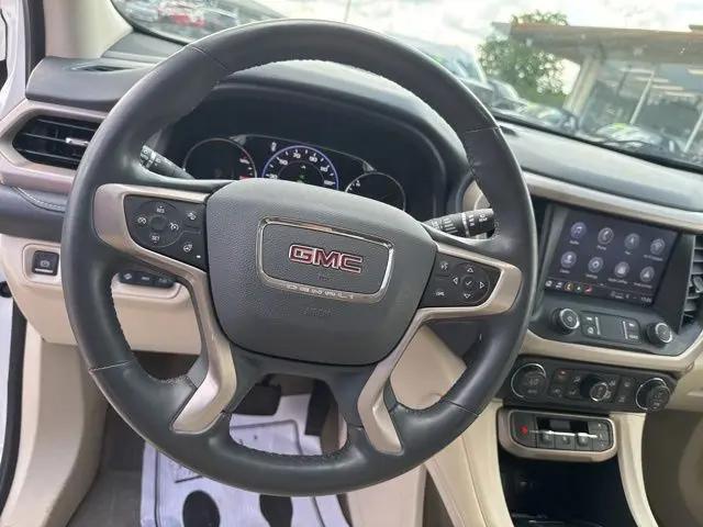 2023 GMC Acadia AWD Denali