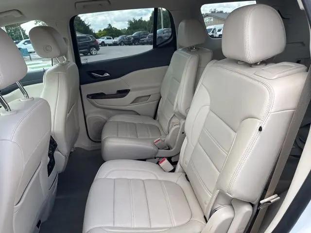2023 GMC Acadia AWD Denali