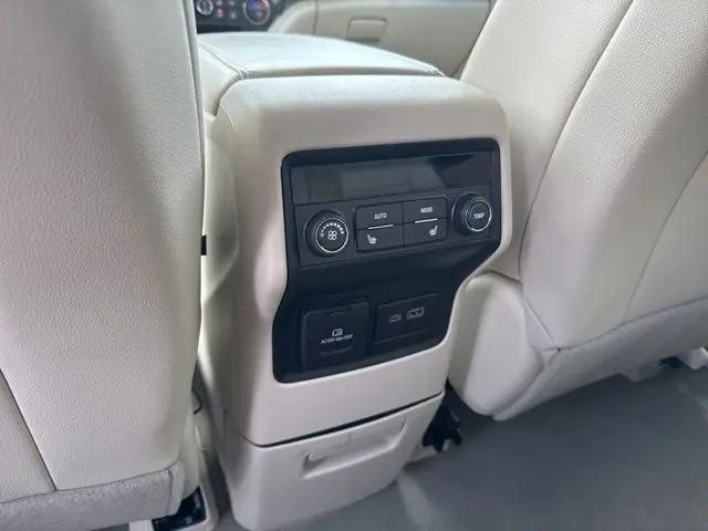 2023 GMC Acadia AWD Denali
