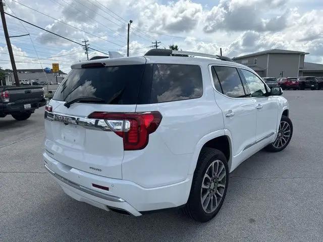 2023 GMC Acadia AWD Denali