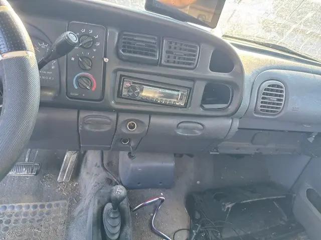 1999 Dodge Ram 1500 Base