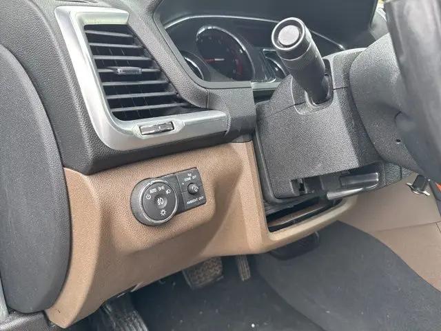 2016 GMC Acadia SLT-1