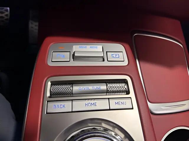 2023 Genesis GV70 3.5T AWD Sport