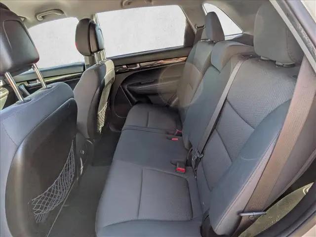 2013 Kia Sorento LX V6