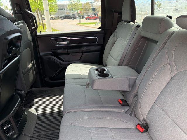 2023 Ram 1500 Big Horn Crew Cab 4x4 5'7" Box