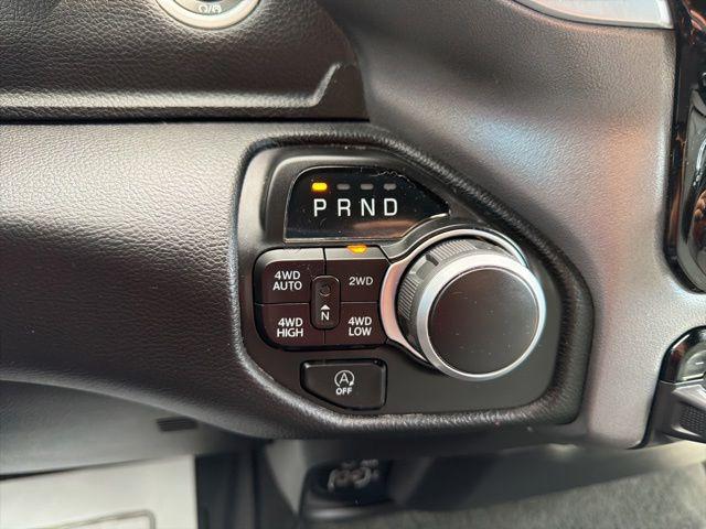 2023 Ram 1500 Big Horn Crew Cab 4x4 5'7" Box