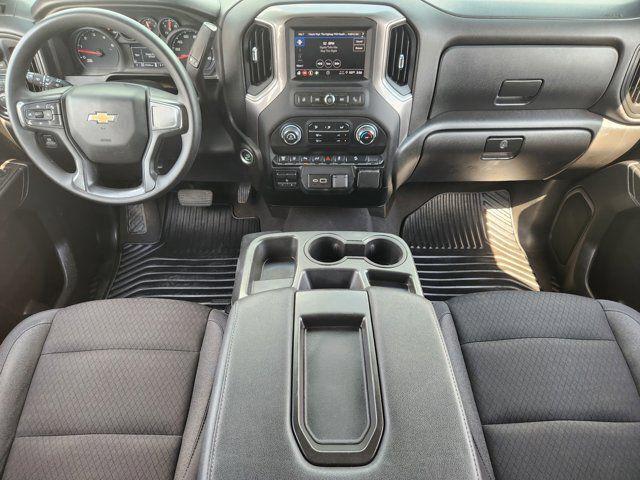 2024 Chevrolet Silverado 2500HD 4WD Crew Cab Standard Bed Custom