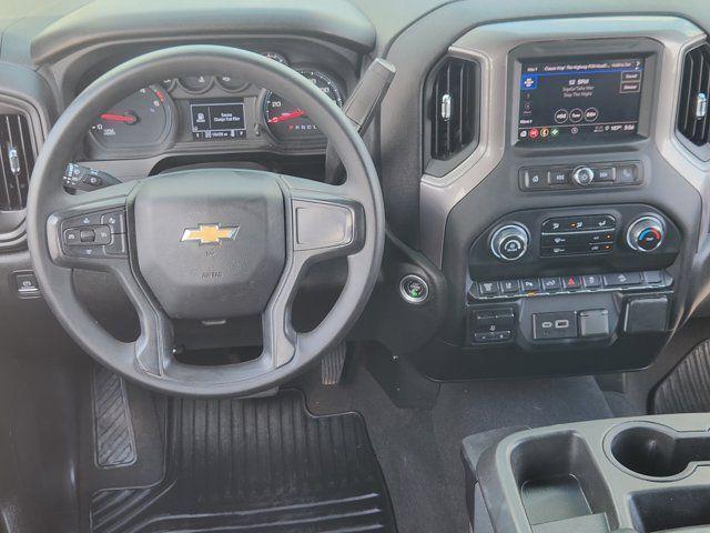 2024 Chevrolet Silverado 2500HD 4WD Crew Cab Standard Bed Custom