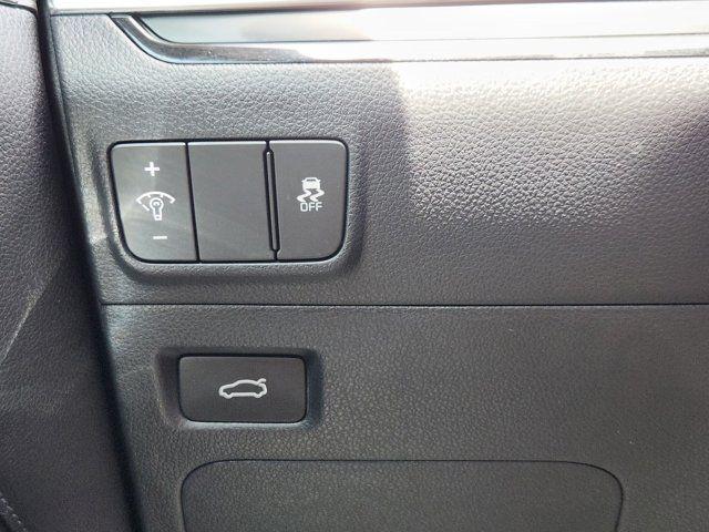 2025 Kia K5 EX