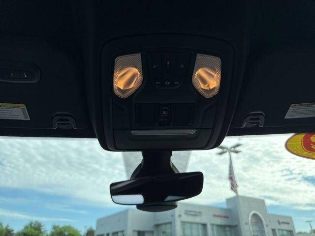 2019 Ram 1500 Big Horn/Lone Star Crew Cab 4x4 5'7" Box