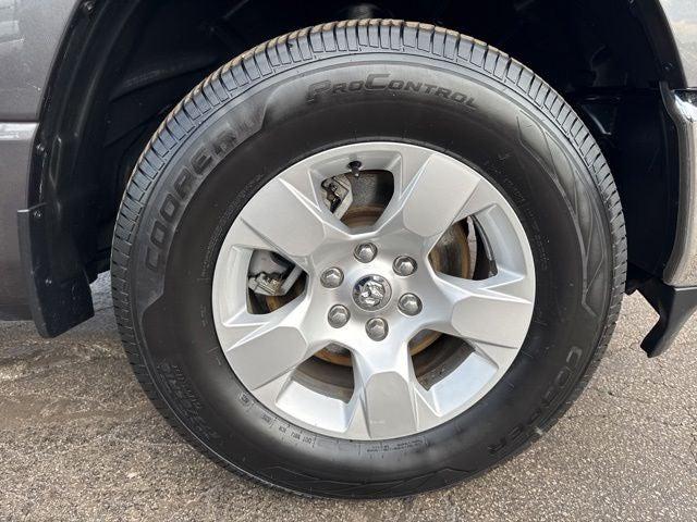 2019 Ram 1500 Big Horn/Lone Star Crew Cab 4x4 5'7" Box