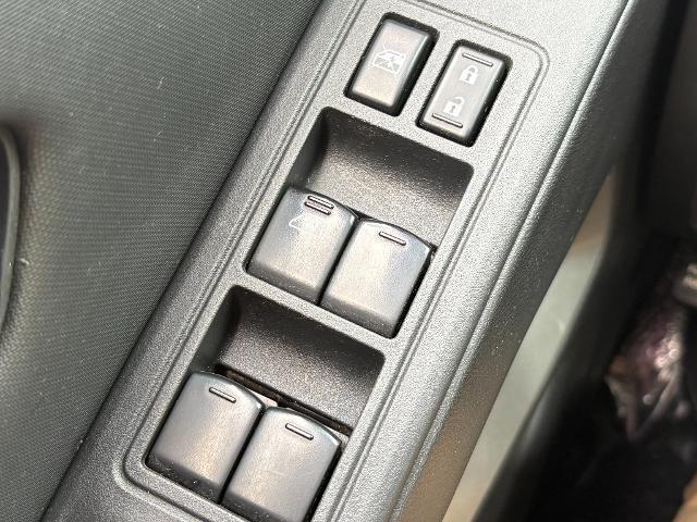 2022 Nissan Frontier Crew Cab SV 4x4