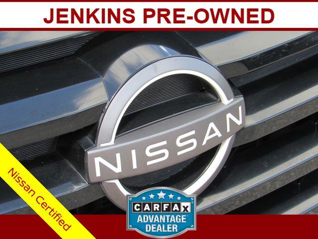 2022 Nissan Pathfinder SL 2WD