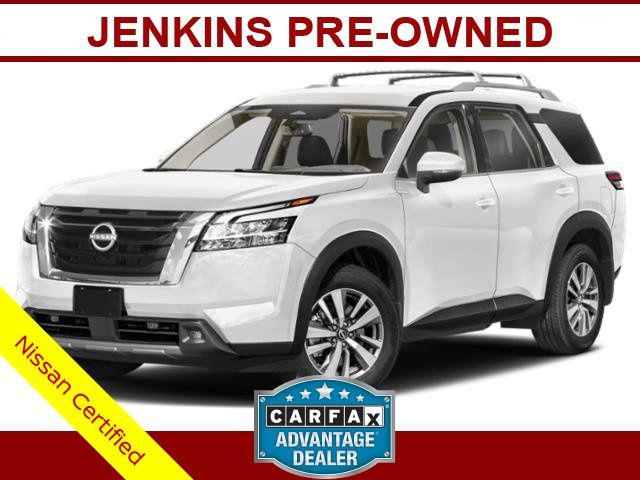 2022 Nissan Pathfinder SL 2WD