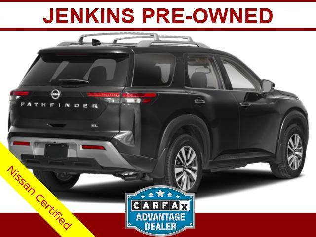 2022 Nissan Pathfinder SL 2WD