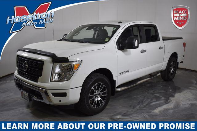 2021 Nissan Titan Crew Cab SV 4x4 for sale in East Rochester, NY
