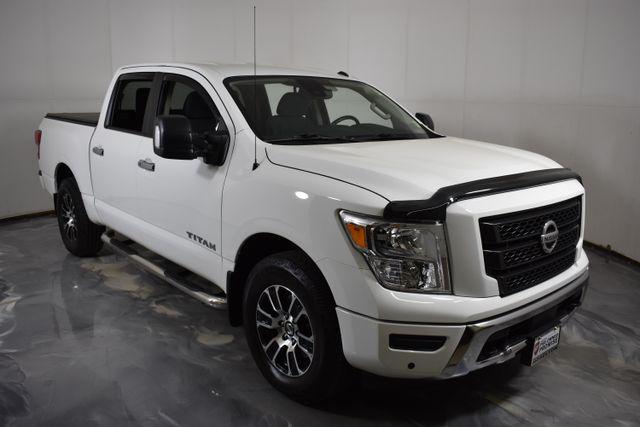 2021 Nissan Titan Crew Cab SV 4x4