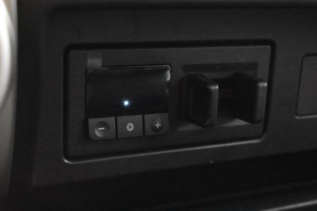 2021 Nissan Titan Crew Cab SV 4x4