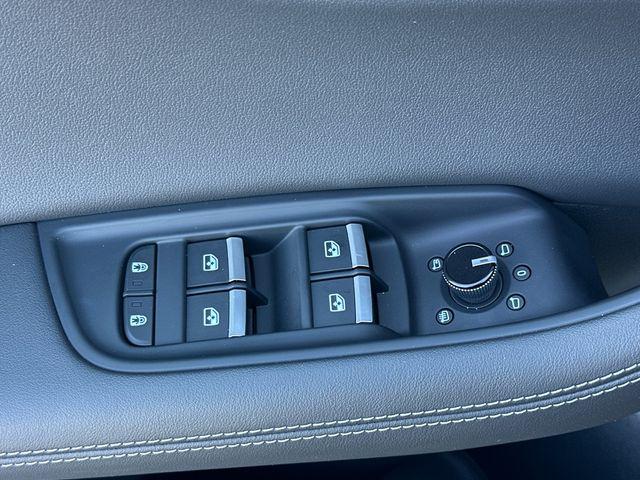 2023 Audi Q8 Premium Plus 55 TFSI quattro Tiptronic