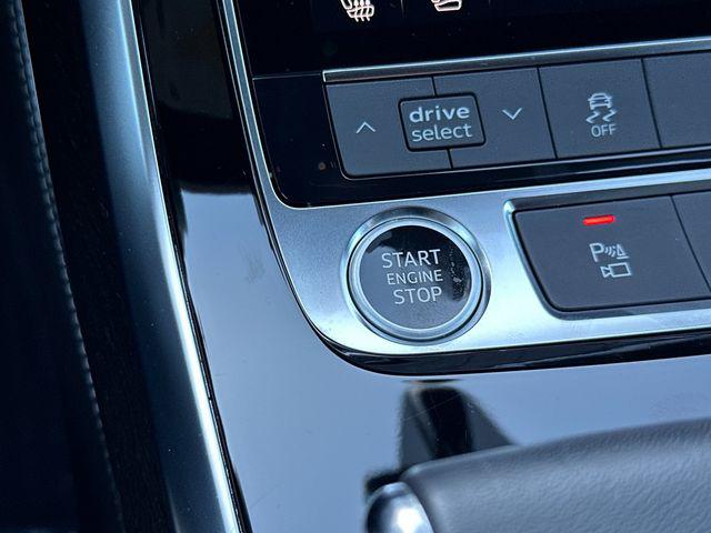 2023 Audi Q8 Premium Plus 55 TFSI quattro Tiptronic