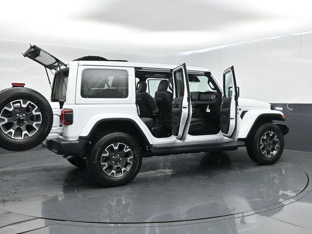 2026 Jeep Wrangler 4-Door Sahara 4x4