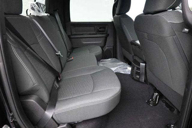 2026 Ram 2500 Black Express Crew Cab 4x4 64 Box