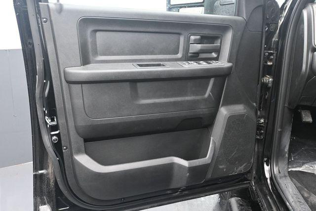 2026 Ram 2500 Black Express Crew Cab 4x4 64 Box