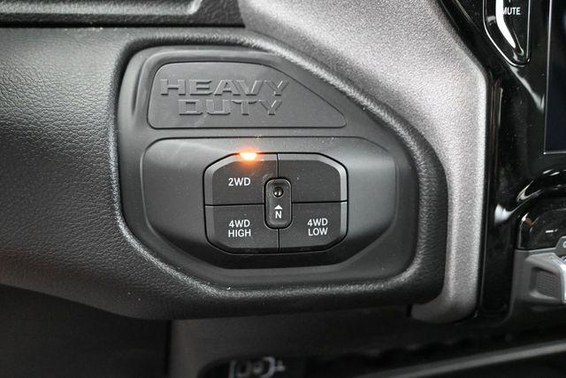 2026 Ram 2500 Black Express Crew Cab 4x4 64 Box