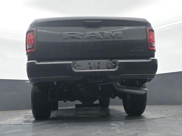 2026 Ram 2500 Black Express Crew Cab 4x4 64 Box