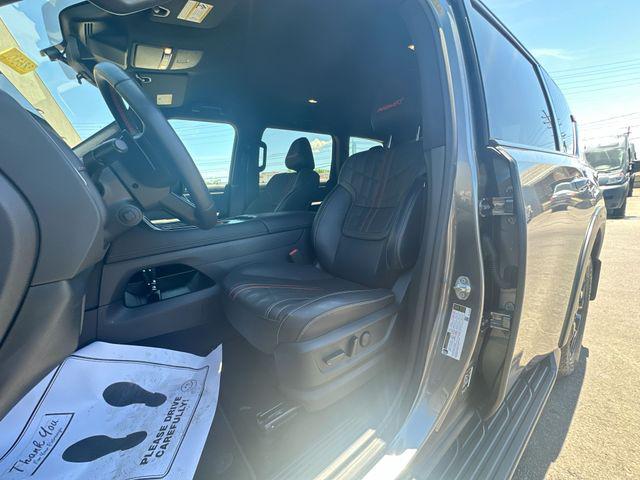 2025 Nissan Armada PRO-4X 4WD
