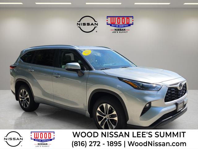 2023 Toyota Highlander XLE for sale in Lee's Summit, MT