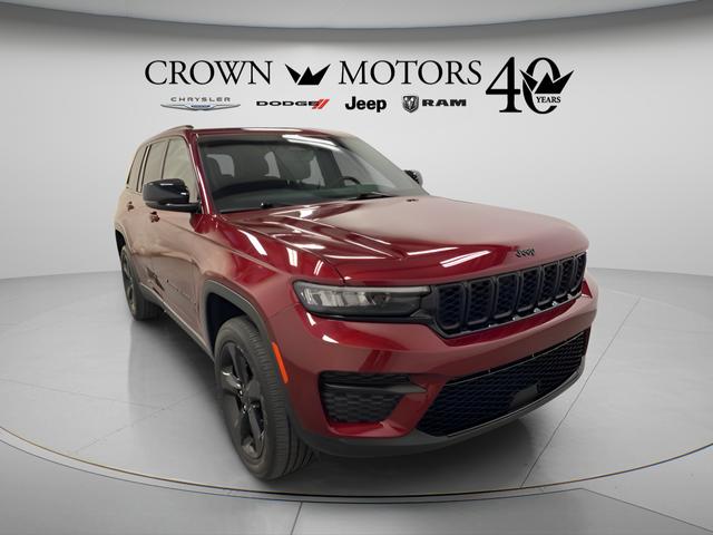 2023 Jeep Grand Cherokee Altitude 4x4 for sale in Holland, MI
