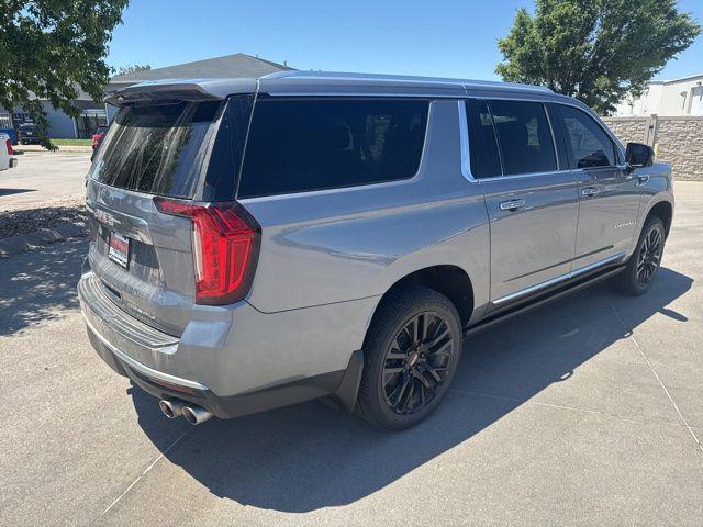 2021 GMC Yukon XL 4WD Denali