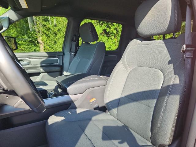 2021 Ram 1500 Big Horn Crew Cab 4x4 5'7" Box