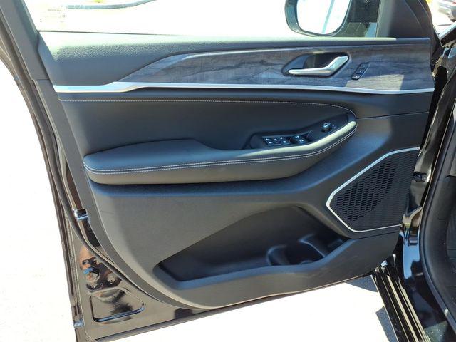 2026 Jeep Grand Cherokee Limited Reserve 4x4