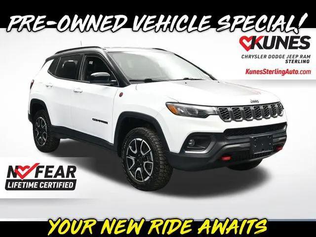 2025 Jeep Compass Trailhawk 4x4 for sale in Sterling, IL