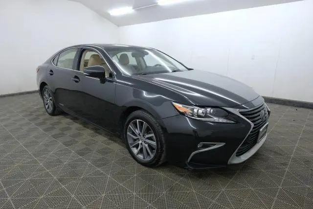 2017 Lexus ES 300h Base for sale in Tacoma, WA