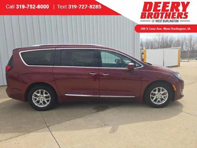 2020 Chrysler Pacifica Touring L for sale in West Burlington, IA