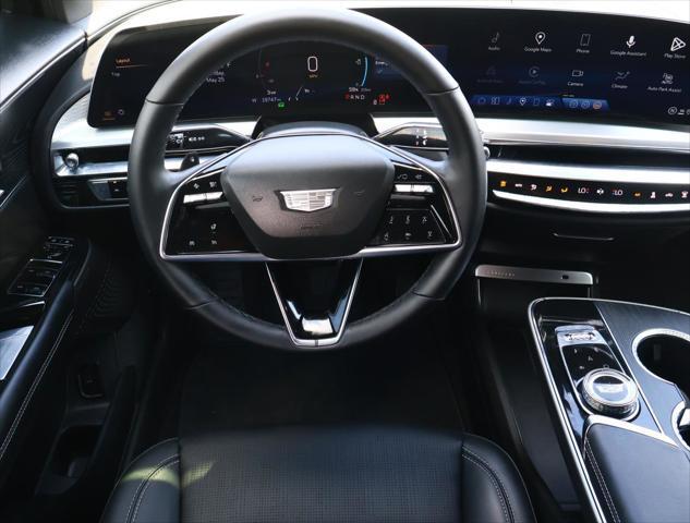 2024 Cadillac iQ Luxury w/1SC