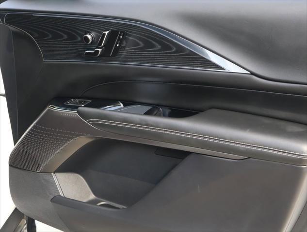 2024 Cadillac iQ Luxury w/1SC