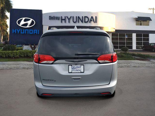 2020 Chrysler Pacifica Touring L Plus