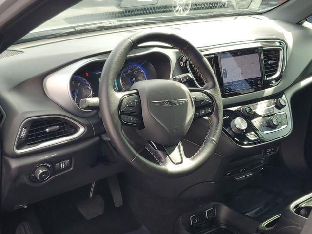 2020 Chrysler Pacifica Touring L Plus