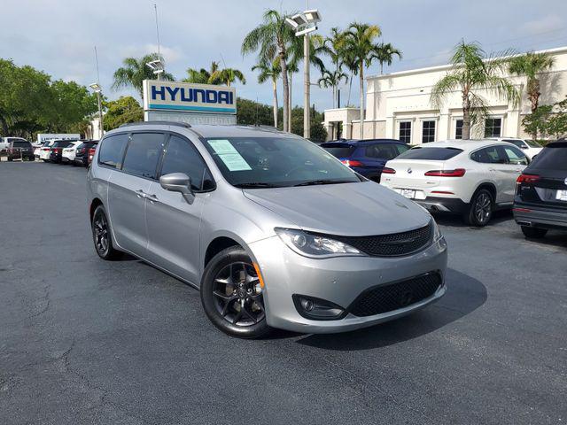 2020 Chrysler Pacifica Touring L Plus