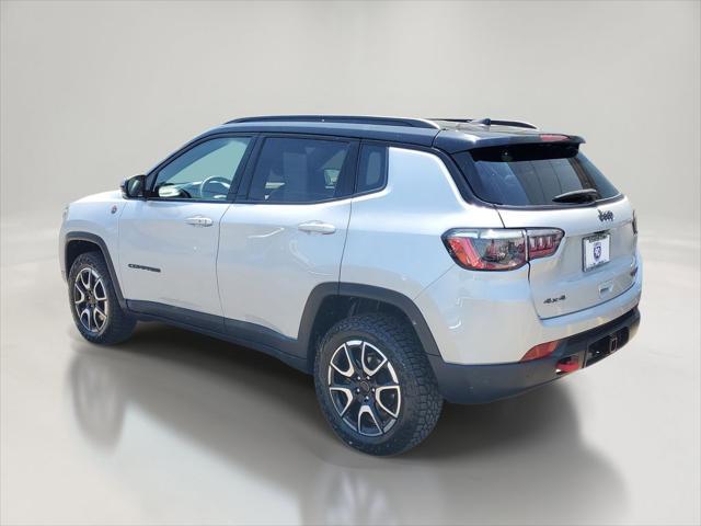 2025 Jeep Compass Trailhawk 4x4