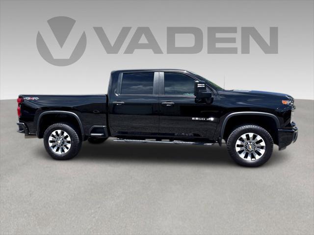 2024 Chevrolet Silverado 2500HD 4WD Crew Cab Standard Bed Custom
