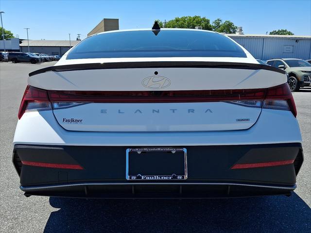 2025 Hyundai Elantra Hybrid SEL Sport