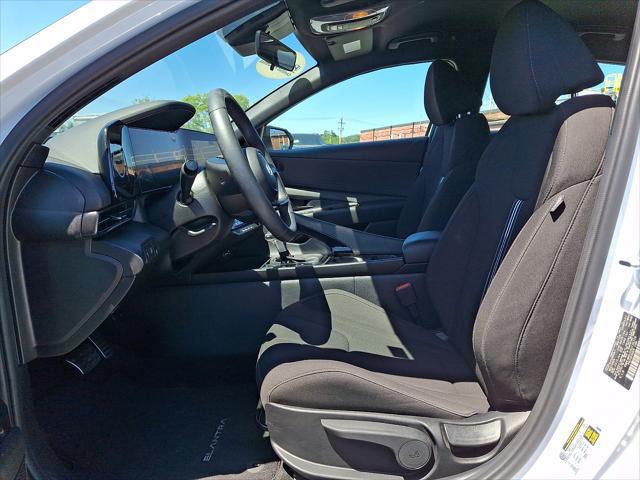 2025 Hyundai Elantra Hybrid SEL Sport