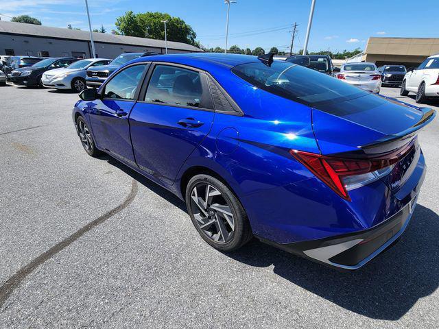2025 Hyundai Elantra Hybrid SEL Sport