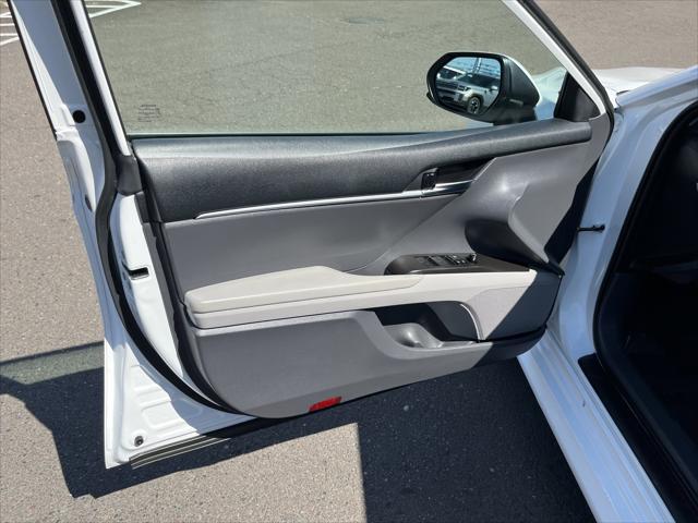 2021 Toyota Camry LE Hybrid