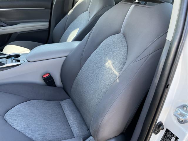 2021 Toyota Camry LE Hybrid